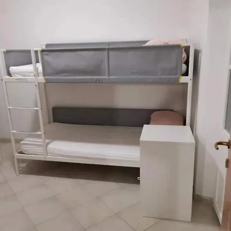 Hostel Mimi Family