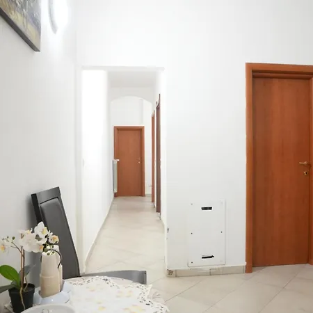 Affitta Mimi Family Hostel Florencie